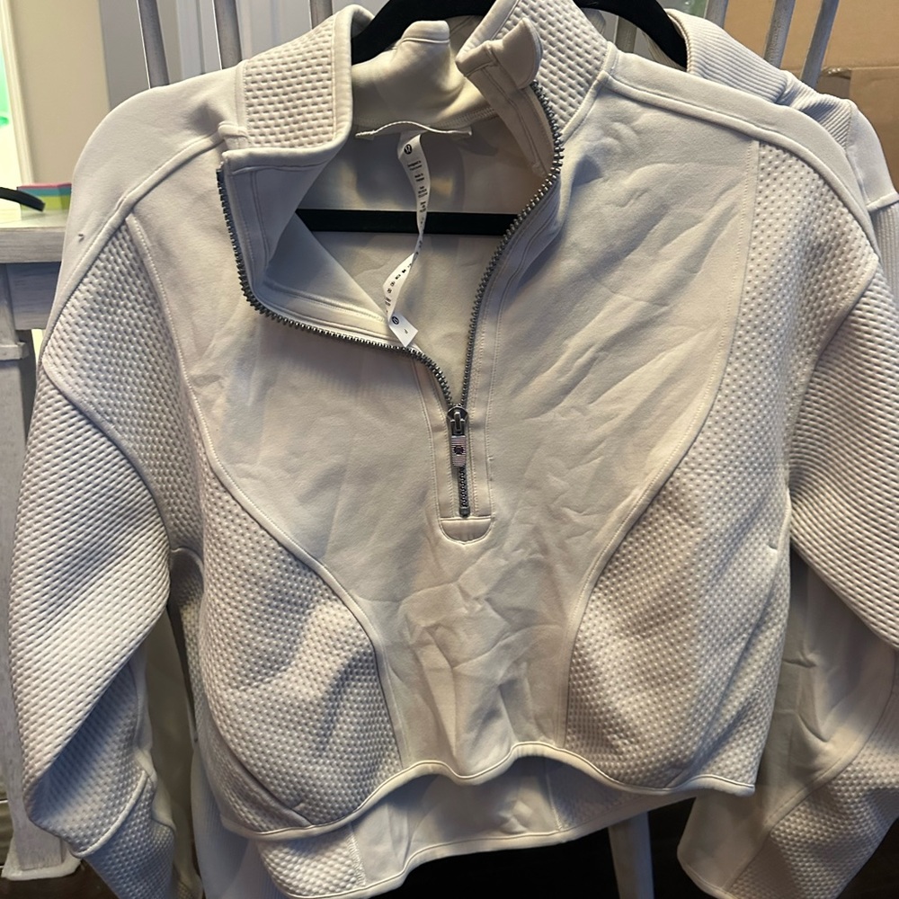 Lululemon Pullover